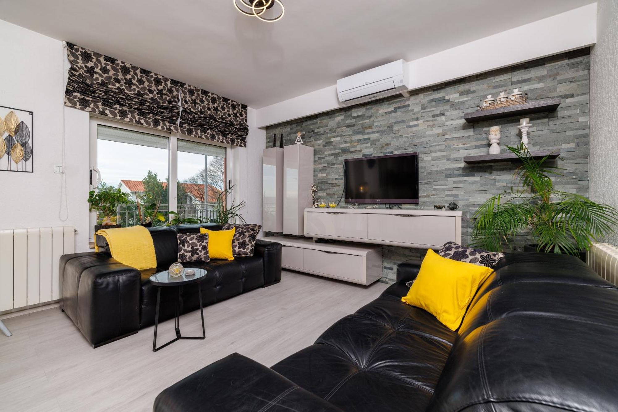 Visnja Apartment Crikvenica
