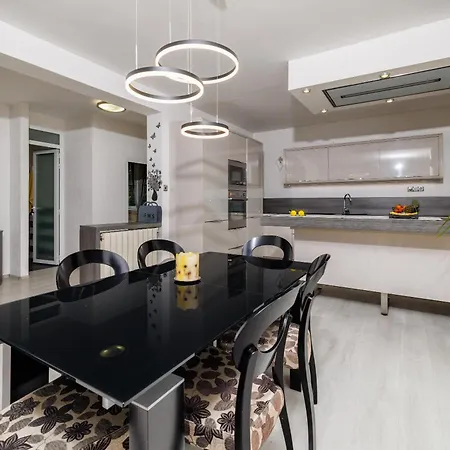 Apartmani Visnja Crikvenica Exterior photo