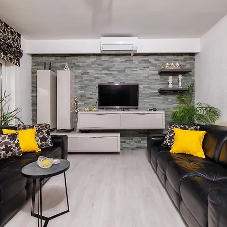 Apartmani Visnja Crikvenica Exterior photo