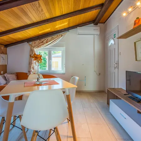 Apartmani Visnja Crikvenica Exterior photo