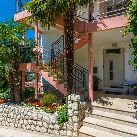 Apartmani Visnja Crikvenica Exterior photo